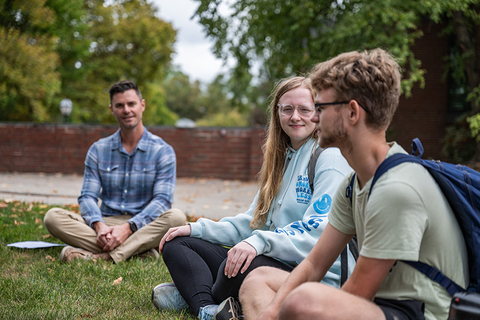 Discussion circle